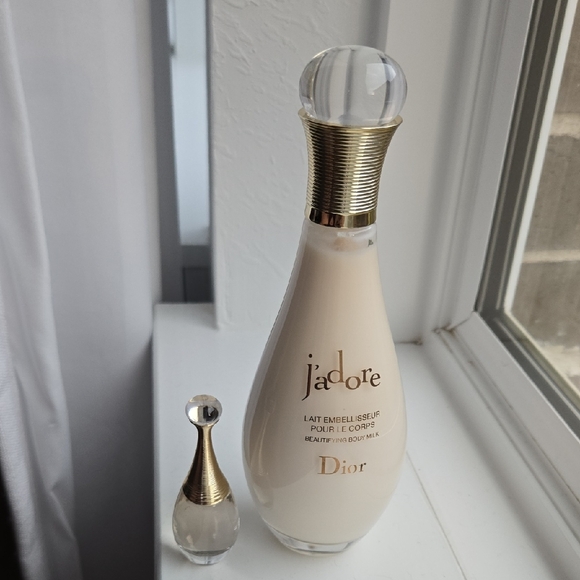 Dior J'adore Beautifying Body Milk 150 ML & New JADORE collectible Bottle Trvl